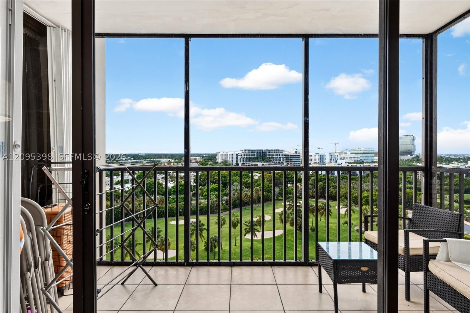 Real estate property located at 20335 Country Club Dr #1402, Miami-dade, Coronado Condo- Tower Ii, Aventura, FL