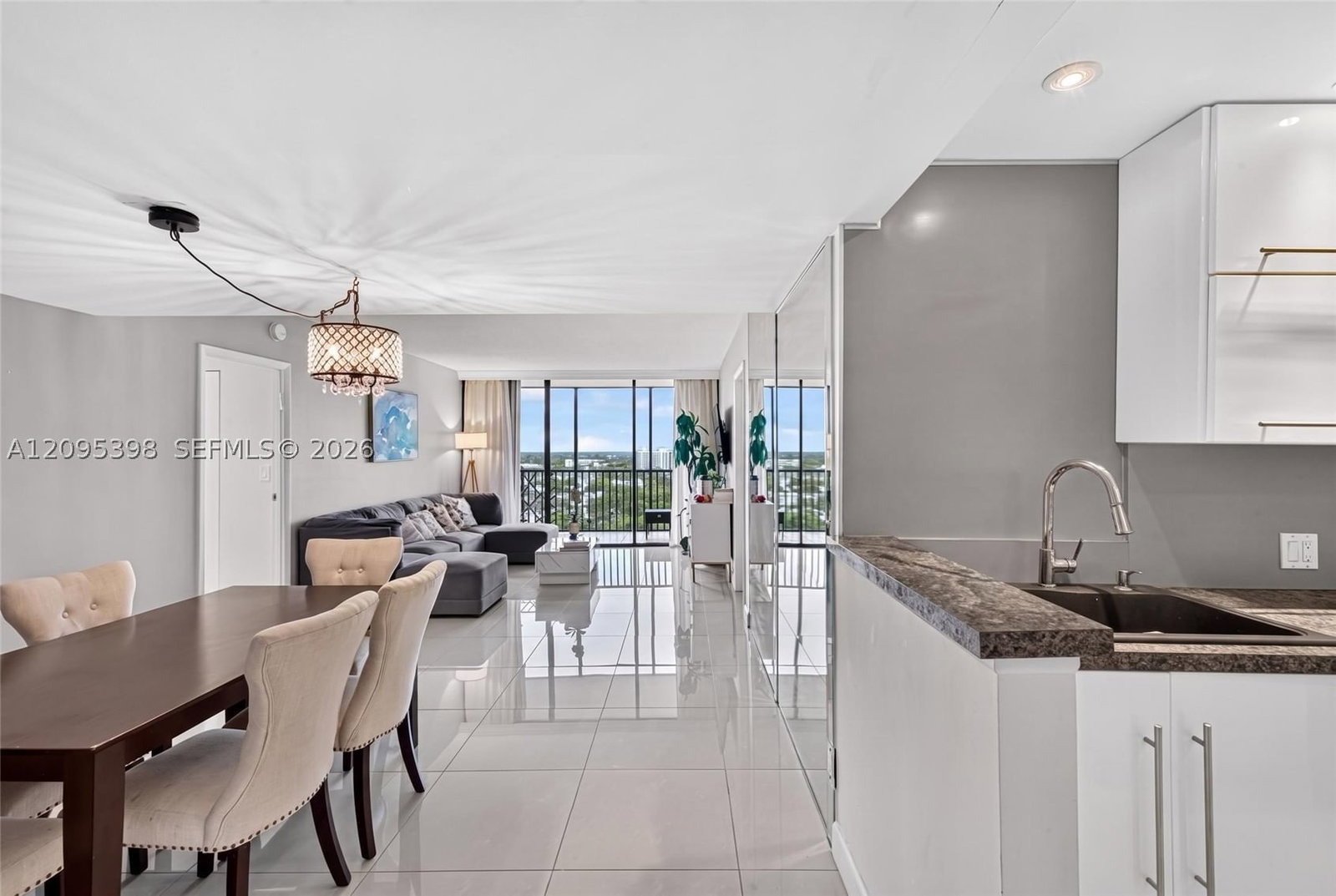 Real estate property located at 20335 Country Club Dr #1402, Miami-dade, Coronado Condo- Tower Ii, Aventura, FL
