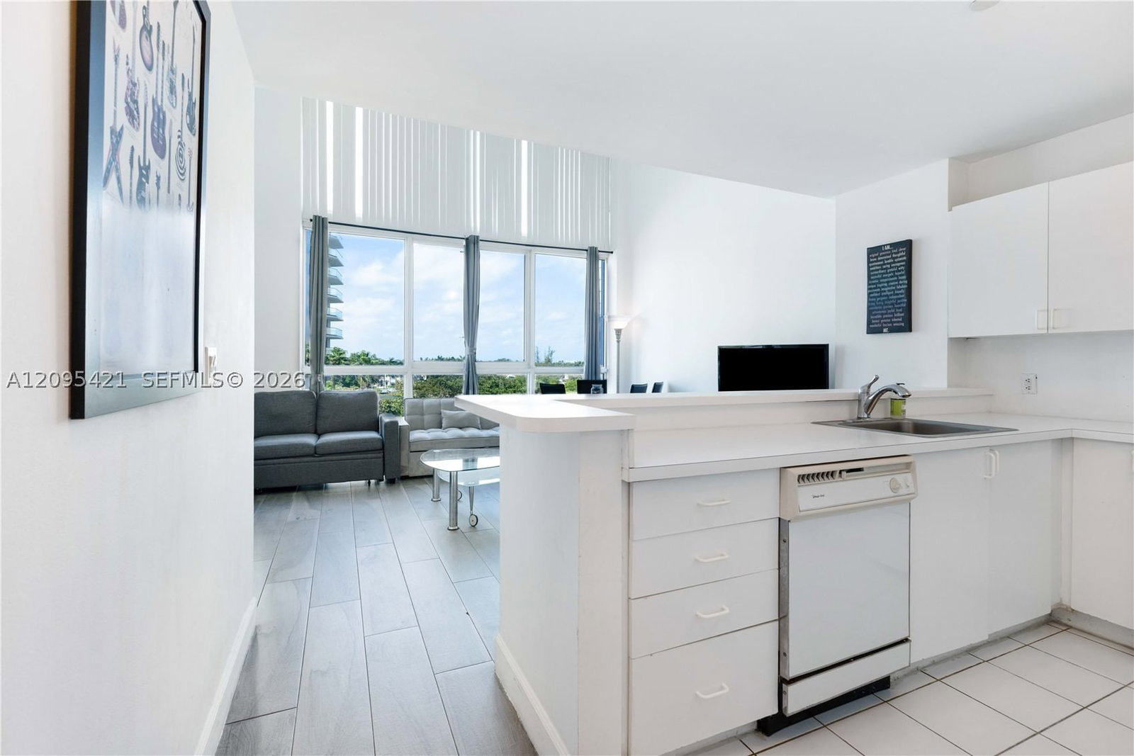 Real estate property located at 5445 Collins Ave BAY12, Miami-dade, Castle Beach Club Condo, Miami Beach, FL
