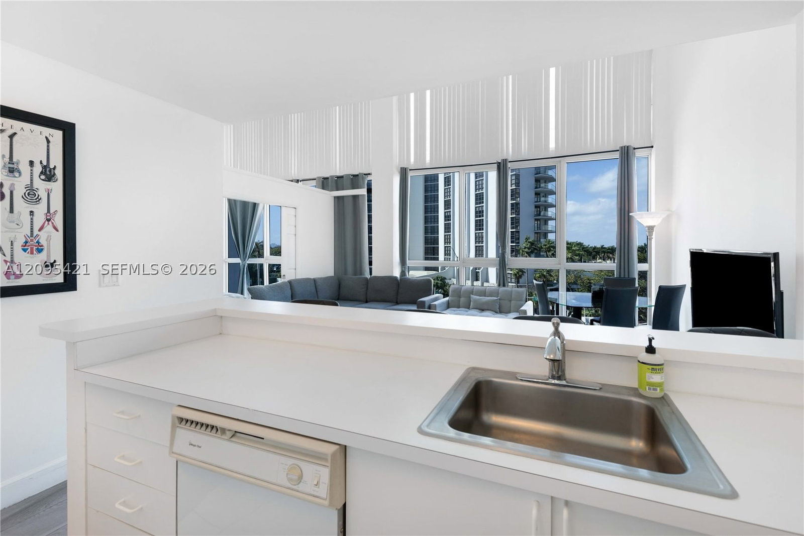 Real estate property located at 5445 Collins Ave BAY12, Miami-dade, Castle Beach Club Condo, Miami Beach, FL