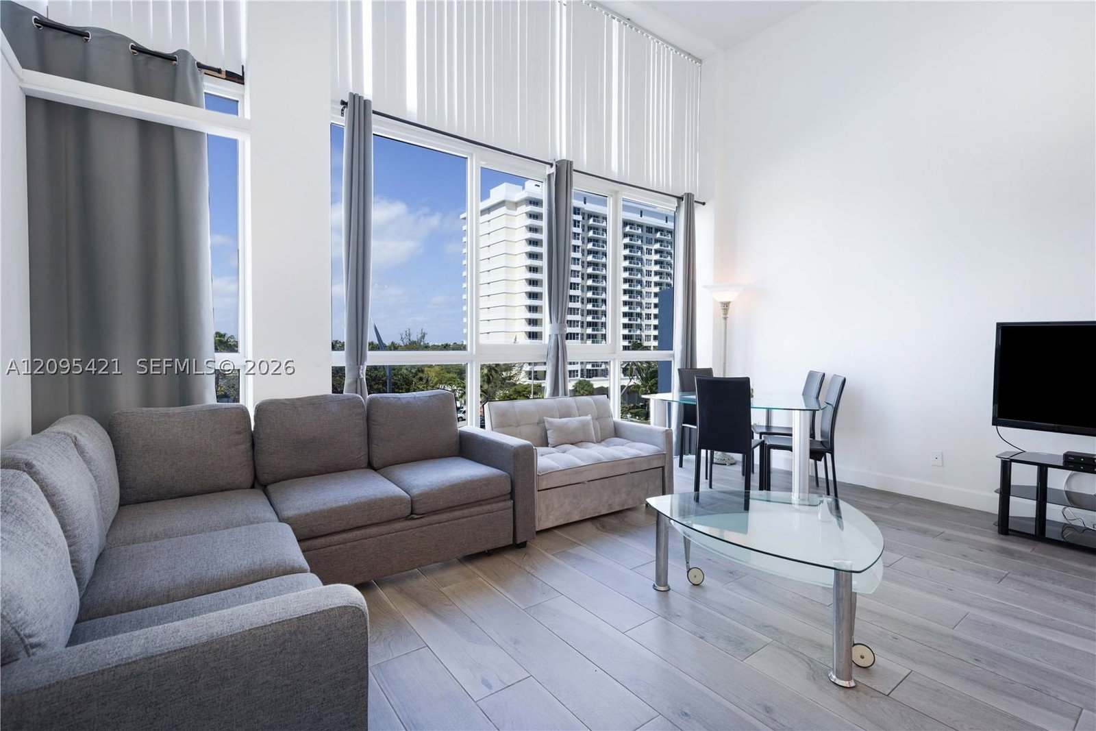 Real estate property located at 5445 Collins Ave BAY12, Miami-dade, Castle Beach Club Condo, Miami Beach, FL