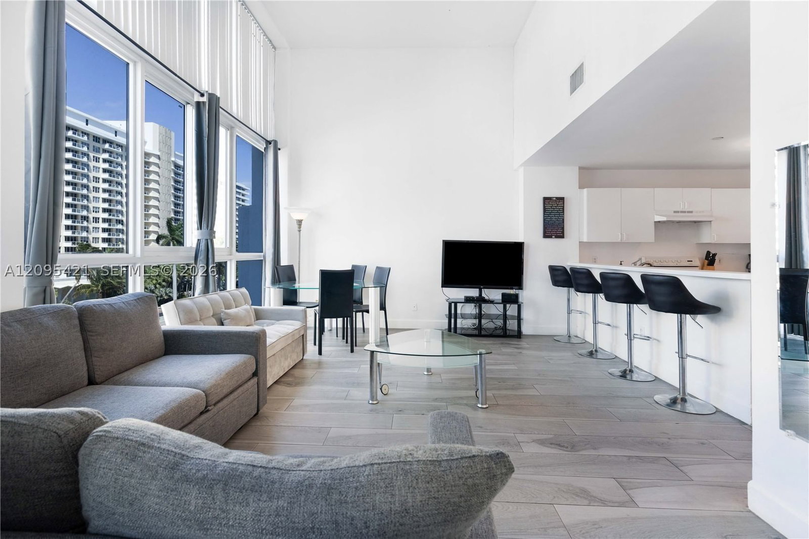 Real estate property located at 5445 Collins Ave BAY12, Miami-dade, Castle Beach Club Condo, Miami Beach, FL