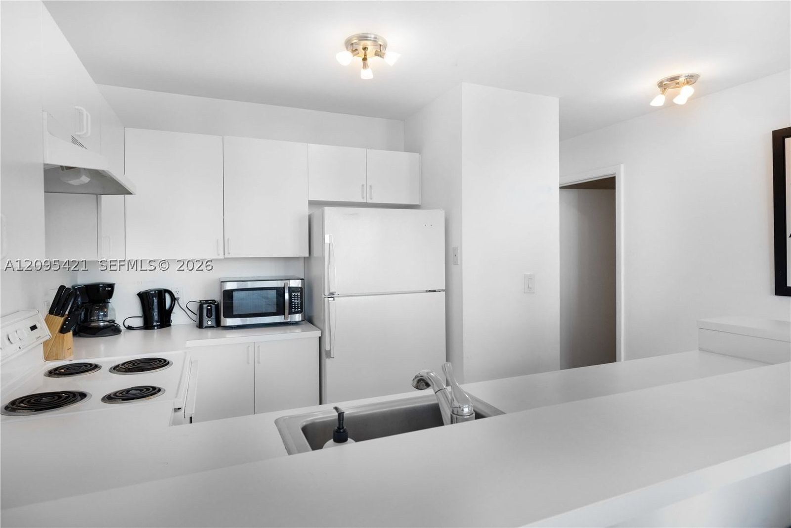 Real estate property located at 5445 Collins Ave BAY12, Miami-dade, Castle Beach Club Condo, Miami Beach, FL