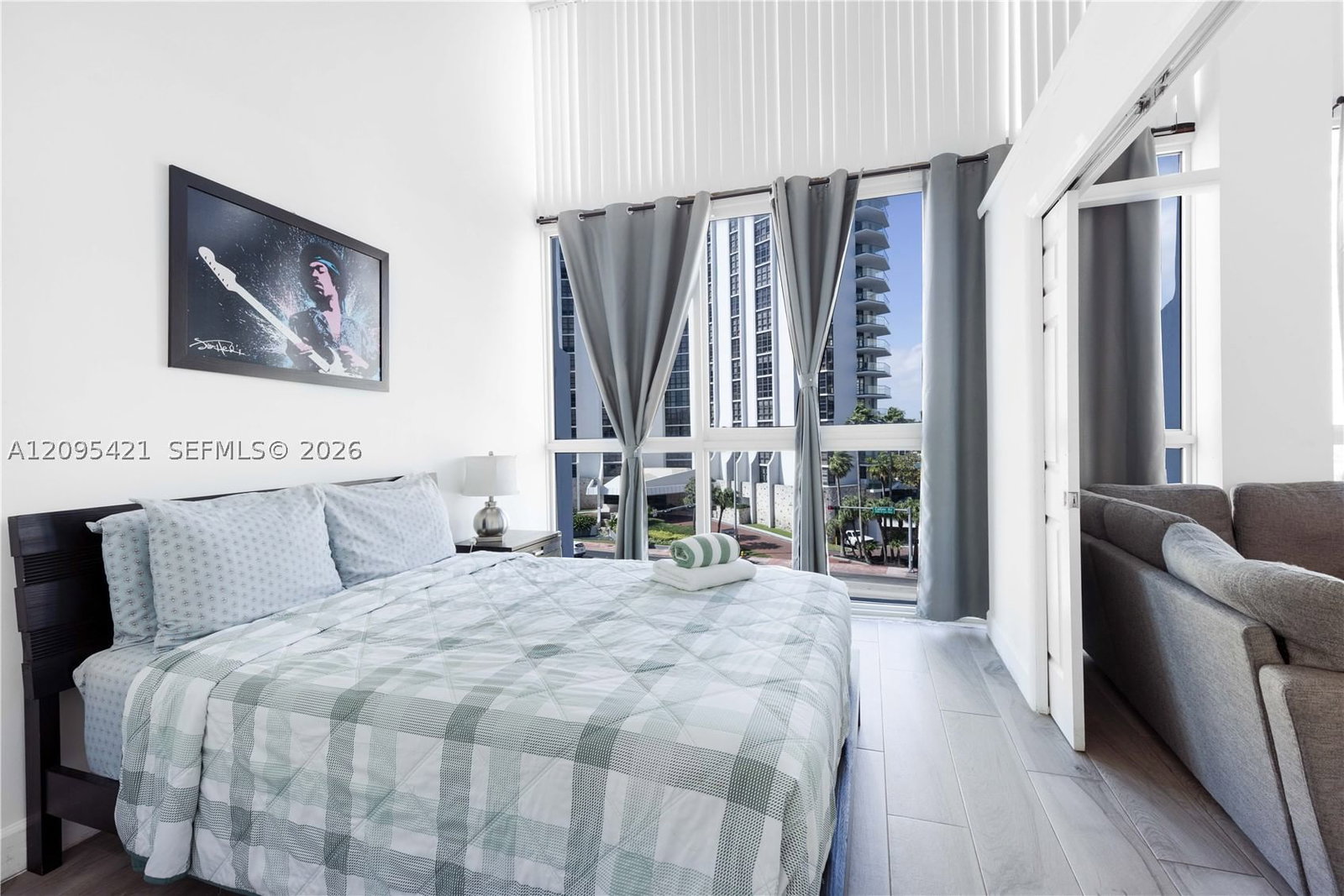 Real estate property located at 5445 Collins Ave BAY12, Miami-dade, Castle Beach Club Condo, Miami Beach, FL