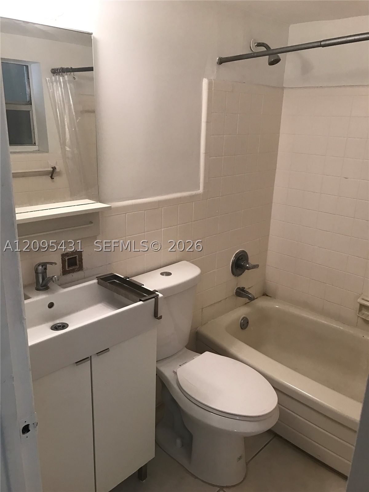 Real estate property located at 1441 Lincoln Rd #216, Miami-dade, Sunshine Bay Condo, Miami Beach, FL