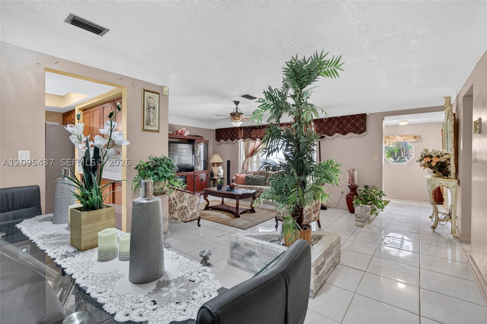 Real estate property located at 8508 Long Acre Dr, Broward, Knolls 1st Section, Miramar, FL