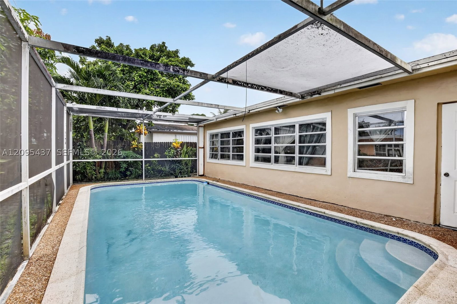 Real estate property located at 8508 Long Acre Dr, Broward, Knolls 1st Section, Miramar, FL