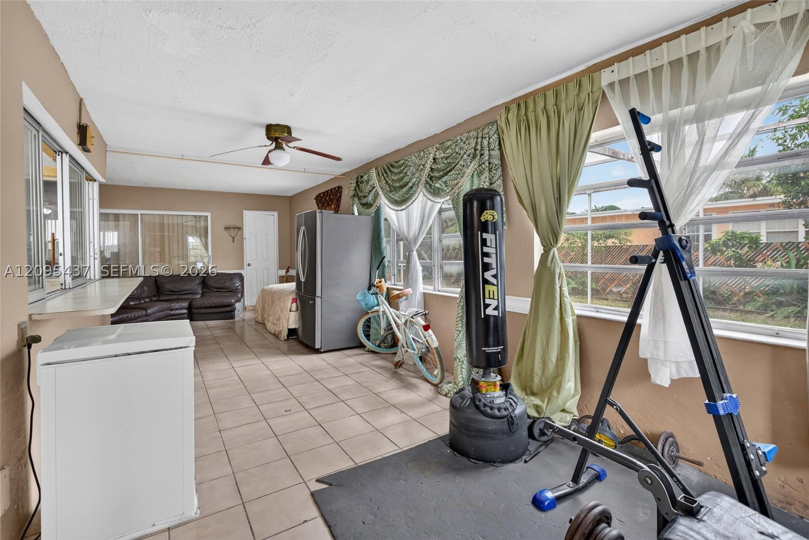 Real estate property located at 8508 Long Acre Dr, Broward, Knolls 1st Section, Miramar, FL