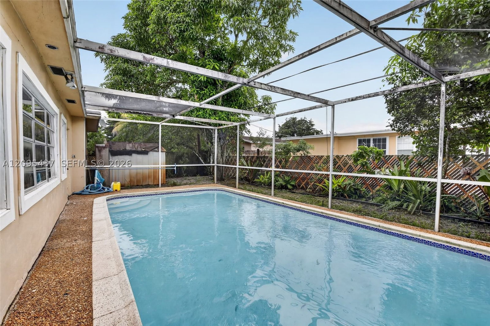 Real estate property located at 8508 Long Acre Dr, Broward, Knolls 1st Section, Miramar, FL