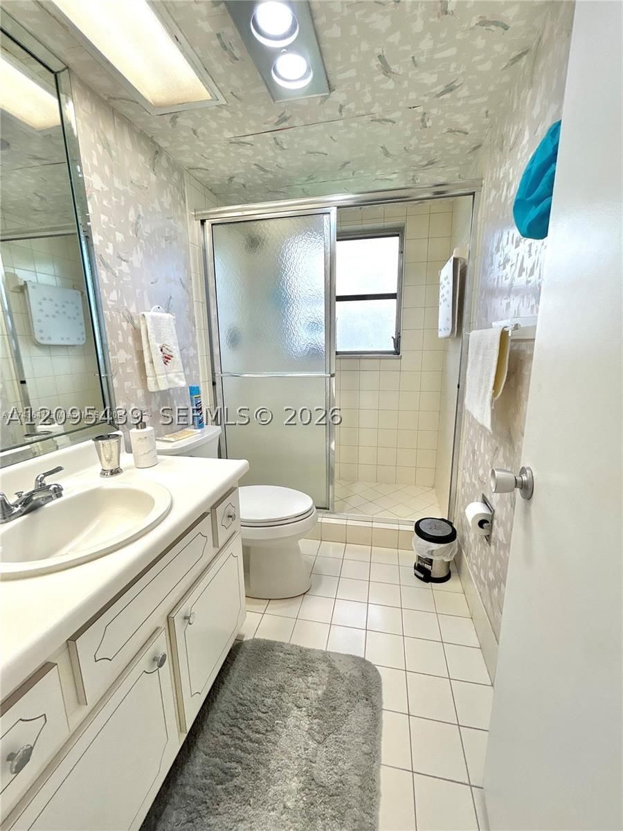 Real estate property located at 2900 Palm Aire Dr #210, Broward, No 3 Palm-aire Country Cl, Pompano Beach, FL