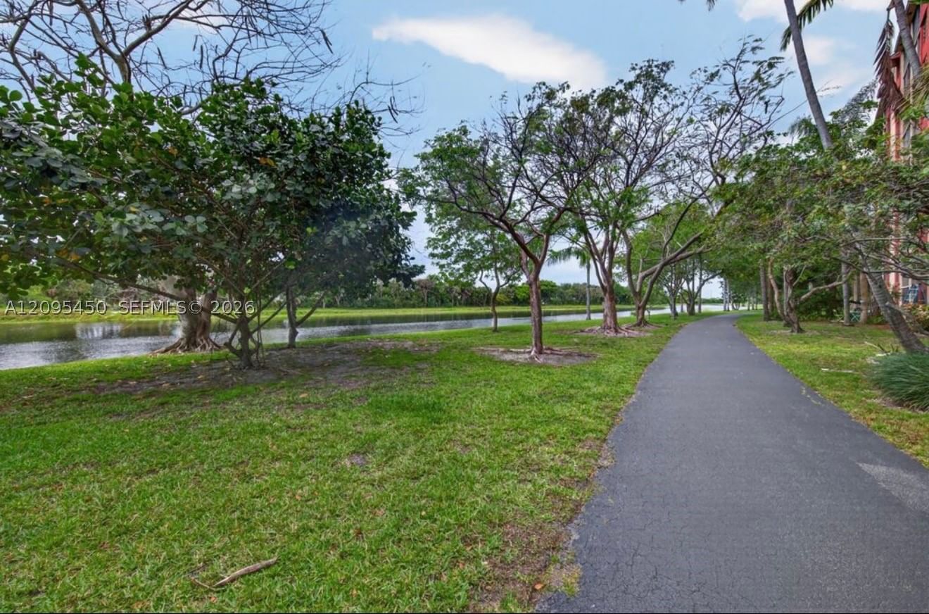 Real estate property located at 2200 Cypress Bend Dr #303, Broward, Cypress Bend Condominium, Pompano Beach, FL