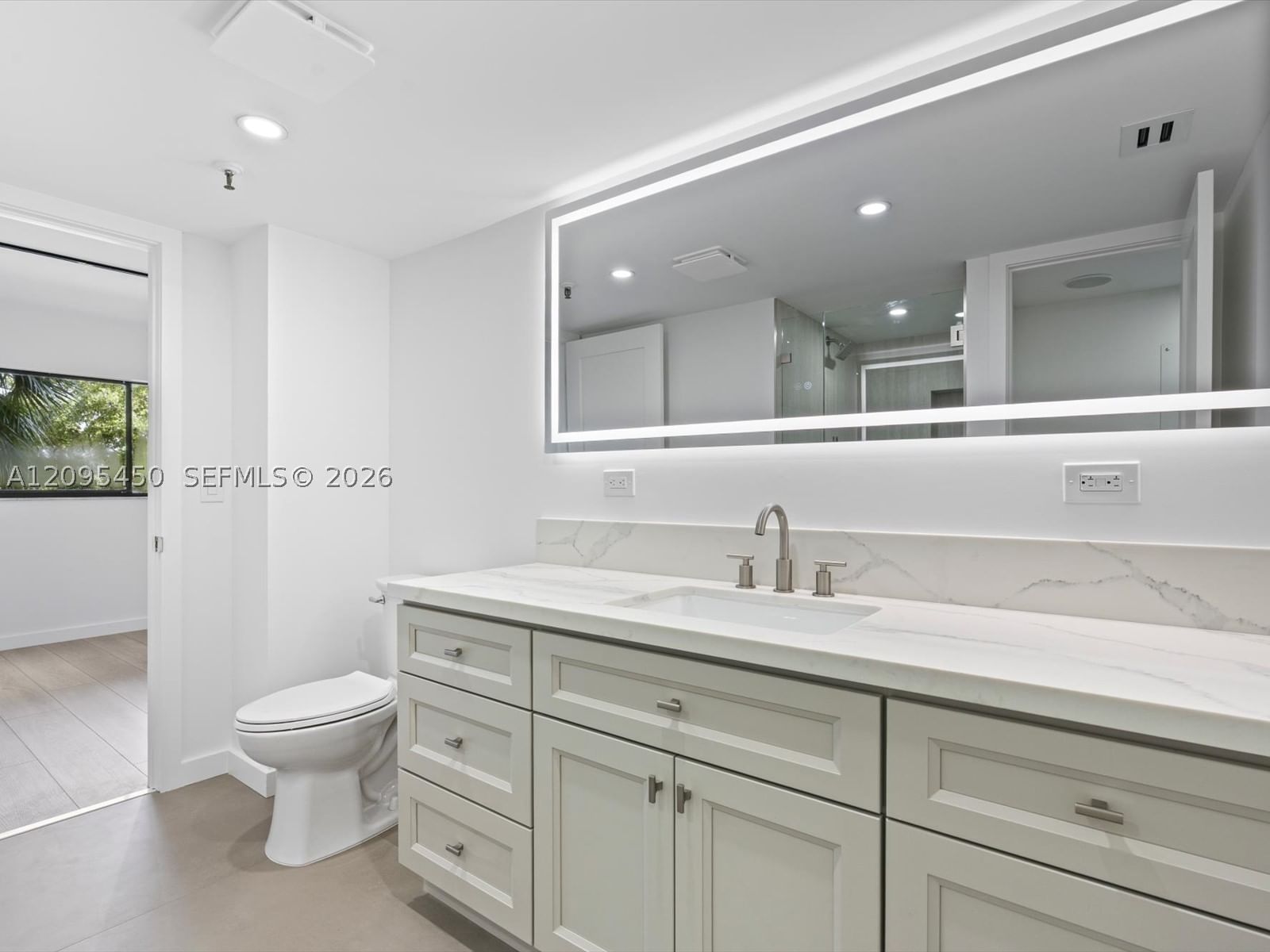 Real estate property located at 2200 Cypress Bend Dr #303, Broward, Cypress Bend Condominium, Pompano Beach, FL