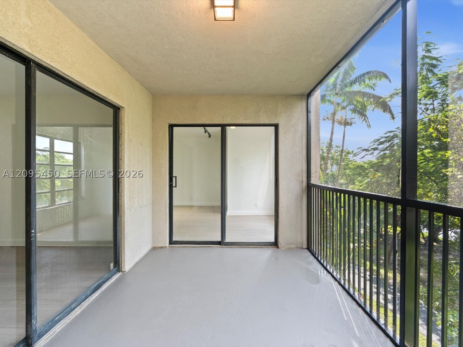 Real estate property located at 2200 Cypress Bend Dr #303, Broward, Cypress Bend Condominium, Pompano Beach, FL