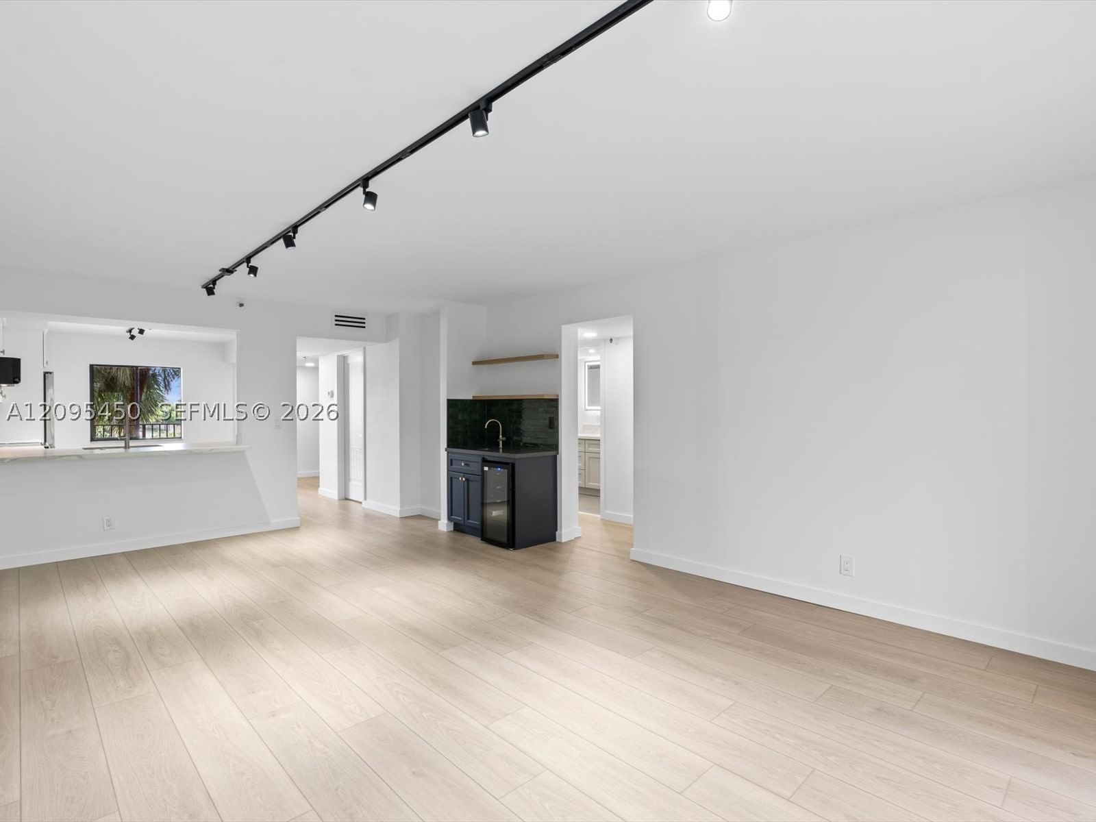 Real estate property located at 2200 Cypress Bend Dr #303, Broward, Cypress Bend Condominium, Pompano Beach, FL