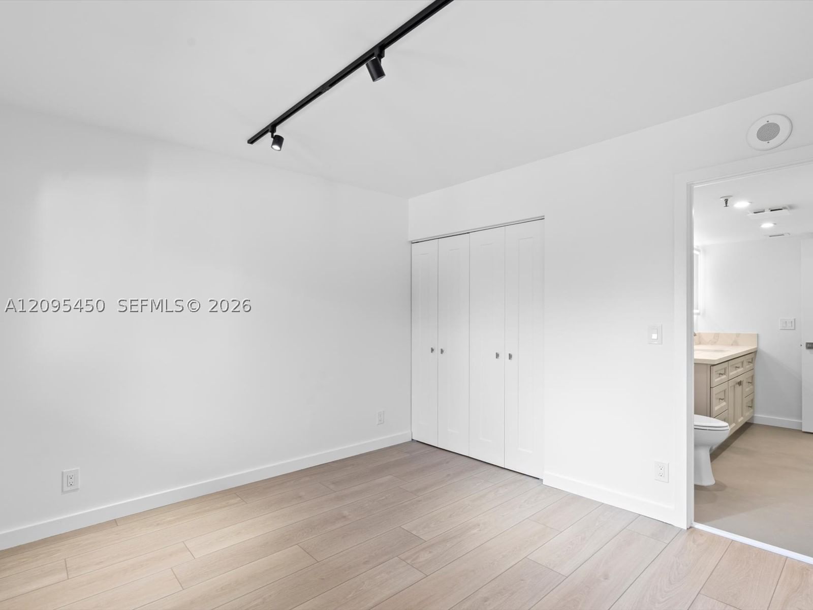 Real estate property located at 2200 Cypress Bend Dr #303, Broward, Cypress Bend Condominium, Pompano Beach, FL