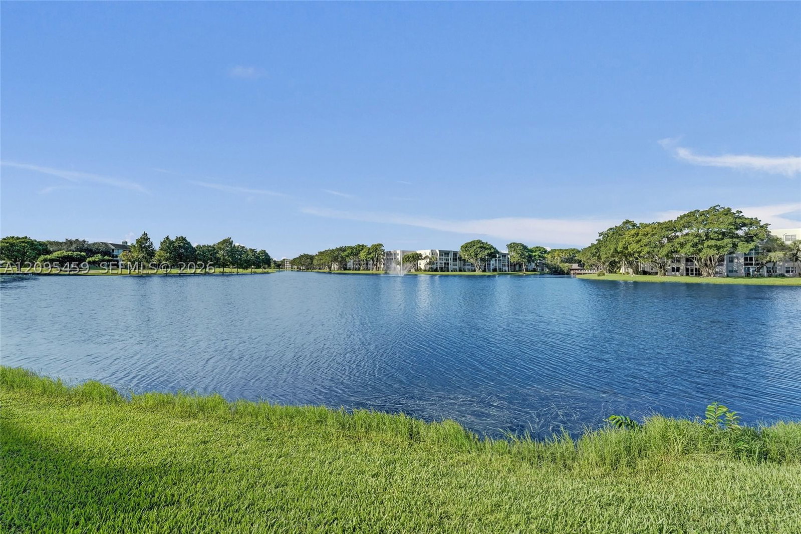 Real estate property located at 1522 Whitehall Dr #106, Broward, Condo 11 Of Whitehall Con, Davie, FL