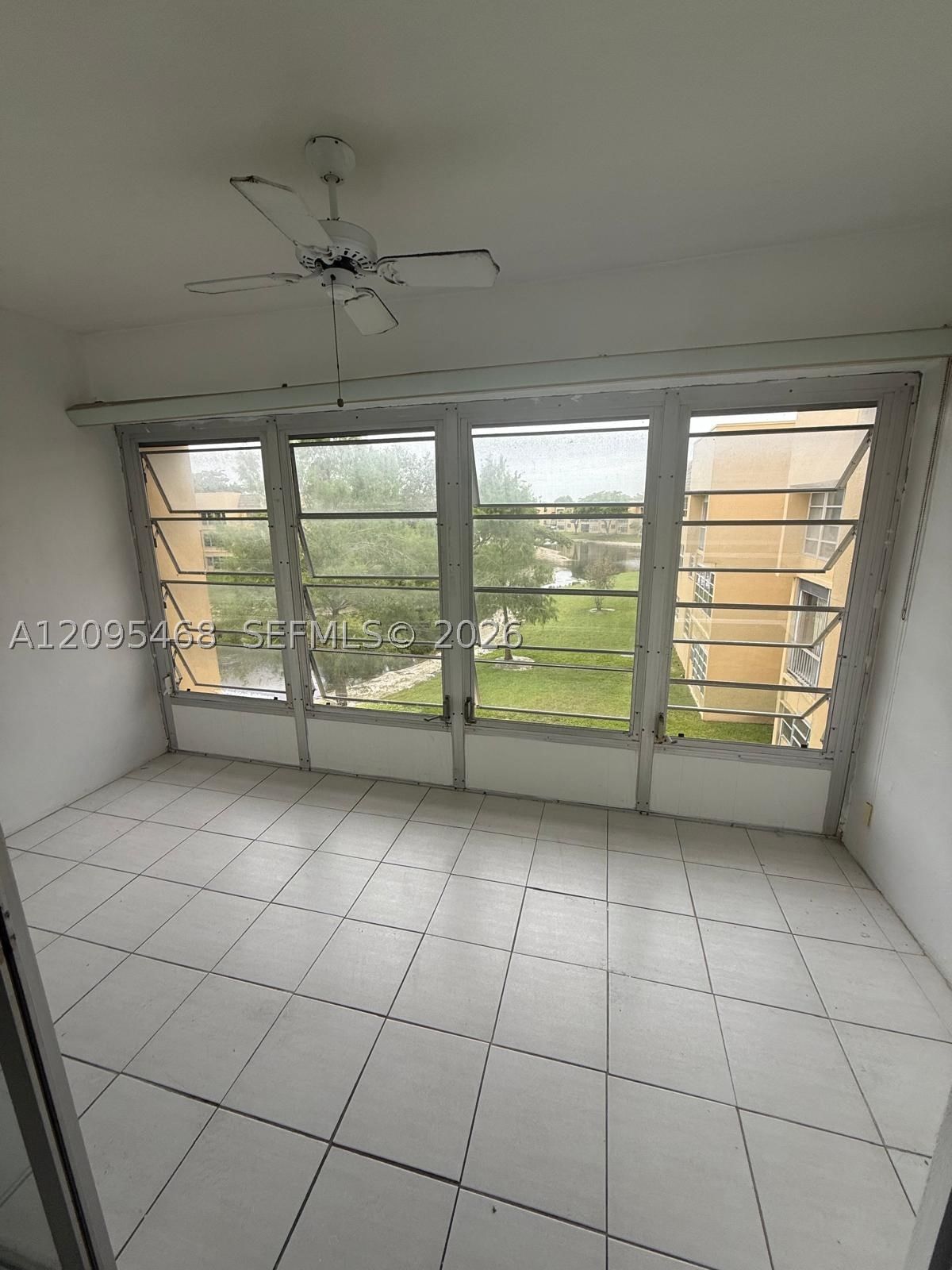 Real estate property located at 5800 64th Ave #306, Broward, Bermuda Club Nine Condo, Tamarac, FL