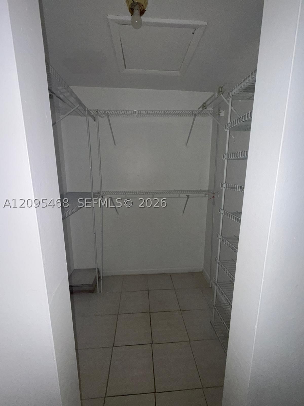 Real estate property located at 5800 64th Ave #306, Broward, Bermuda Club Nine Condo, Tamarac, FL