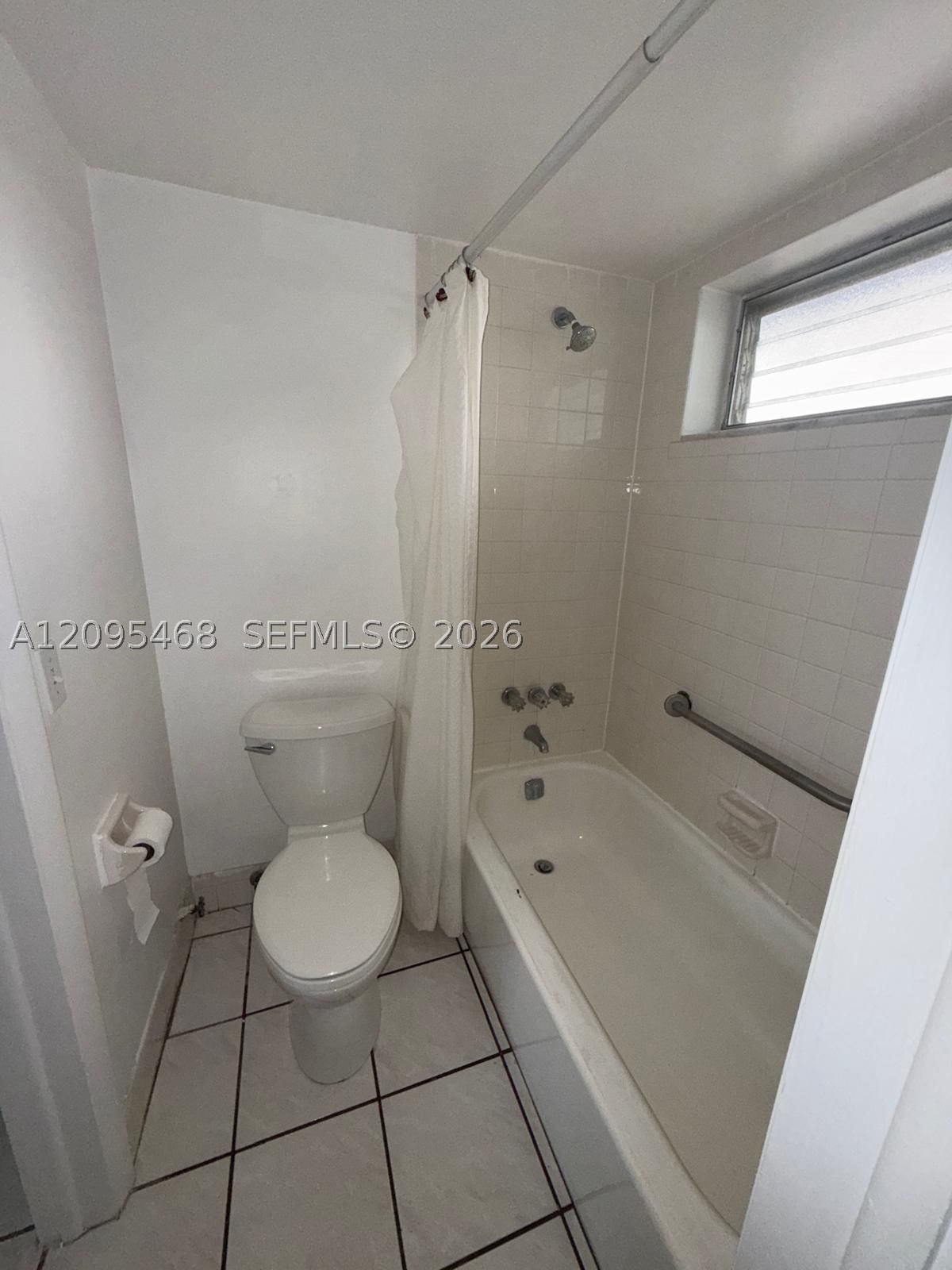 Real estate property located at 5800 64th Ave #306, Broward, Bermuda Club Nine Condo, Tamarac, FL