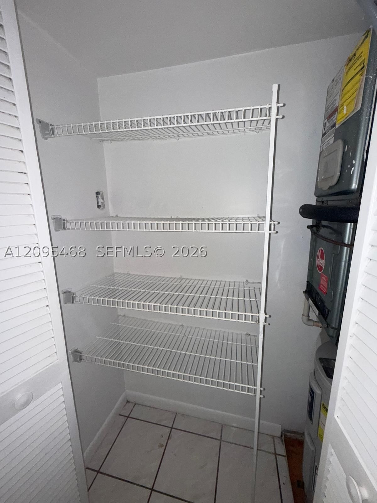Real estate property located at 5800 64th Ave #306, Broward, Bermuda Club Nine Condo, Tamarac, FL