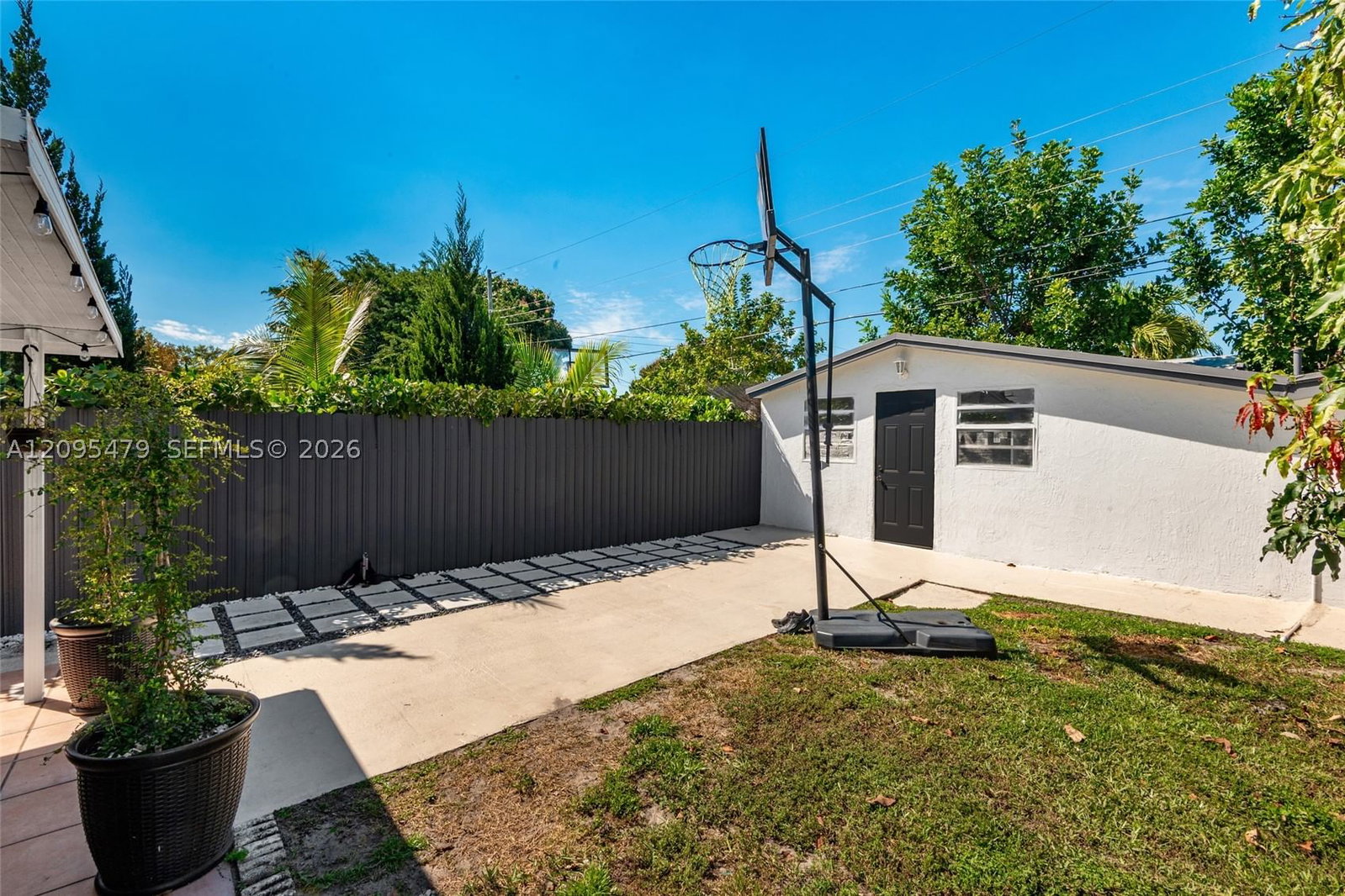 Real estate property located at 7171 Sheridan St, Broward, Heritage Homes, Hollywood, FL