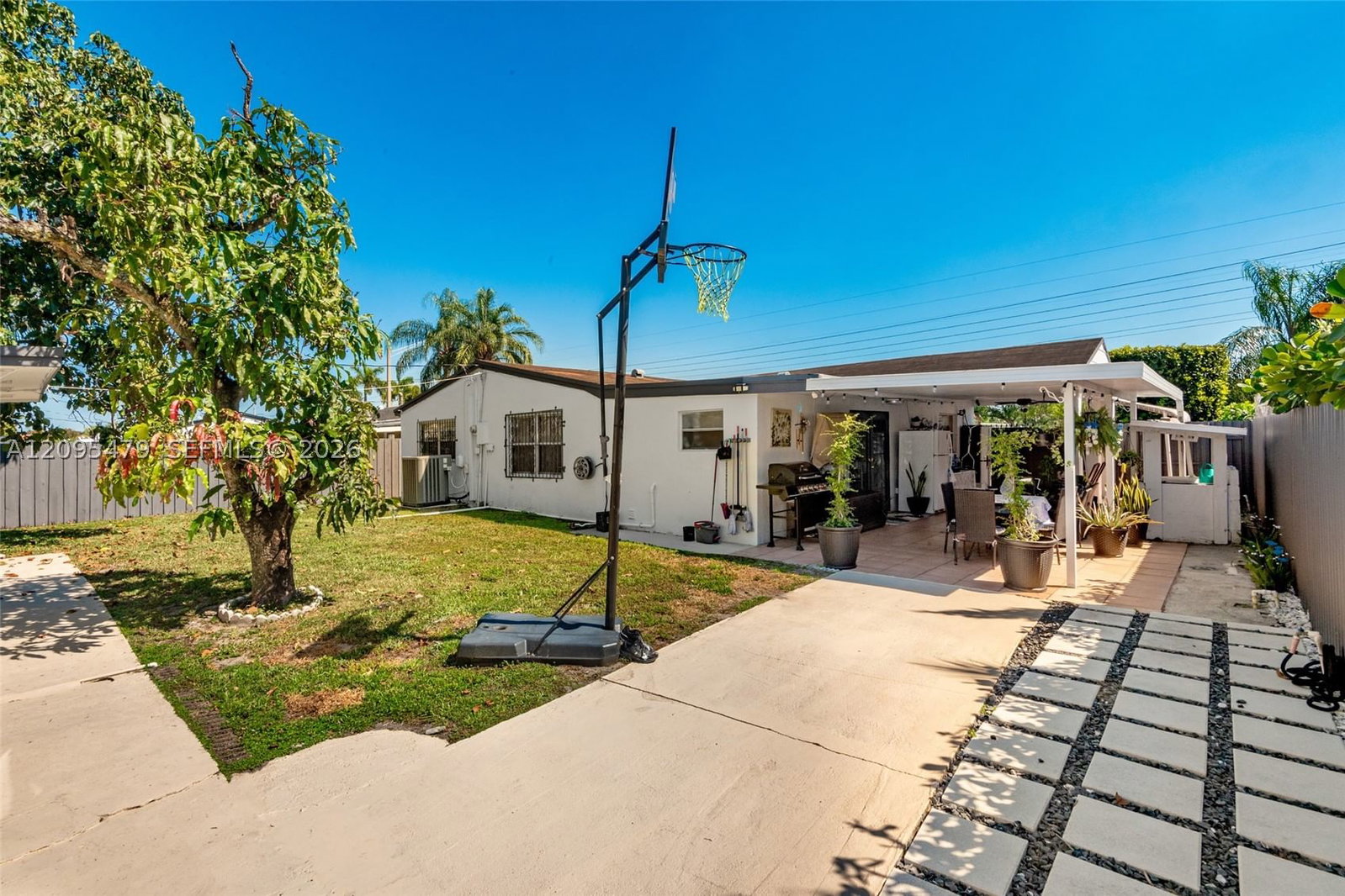 Real estate property located at 7171 Sheridan St, Broward, Heritage Homes, Hollywood, FL