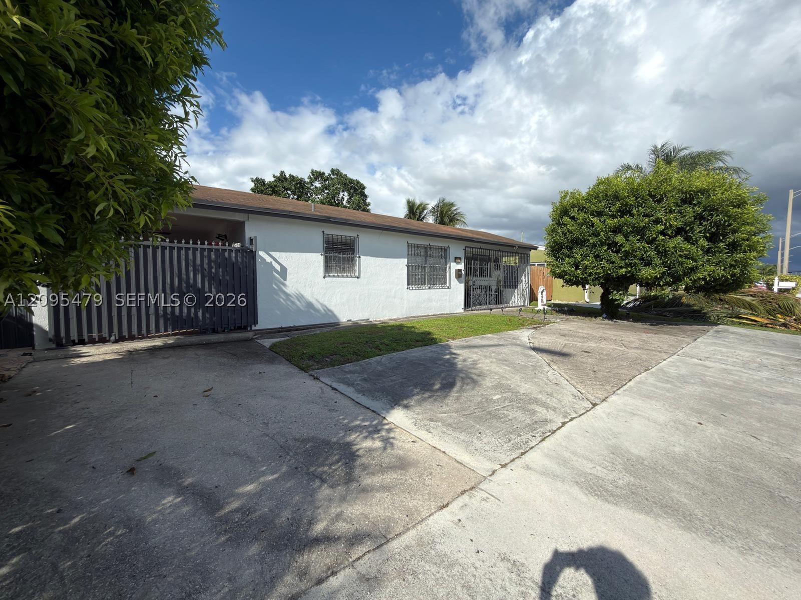 Real estate property located at 7171 Sheridan St, Broward, Heritage Homes, Hollywood, FL