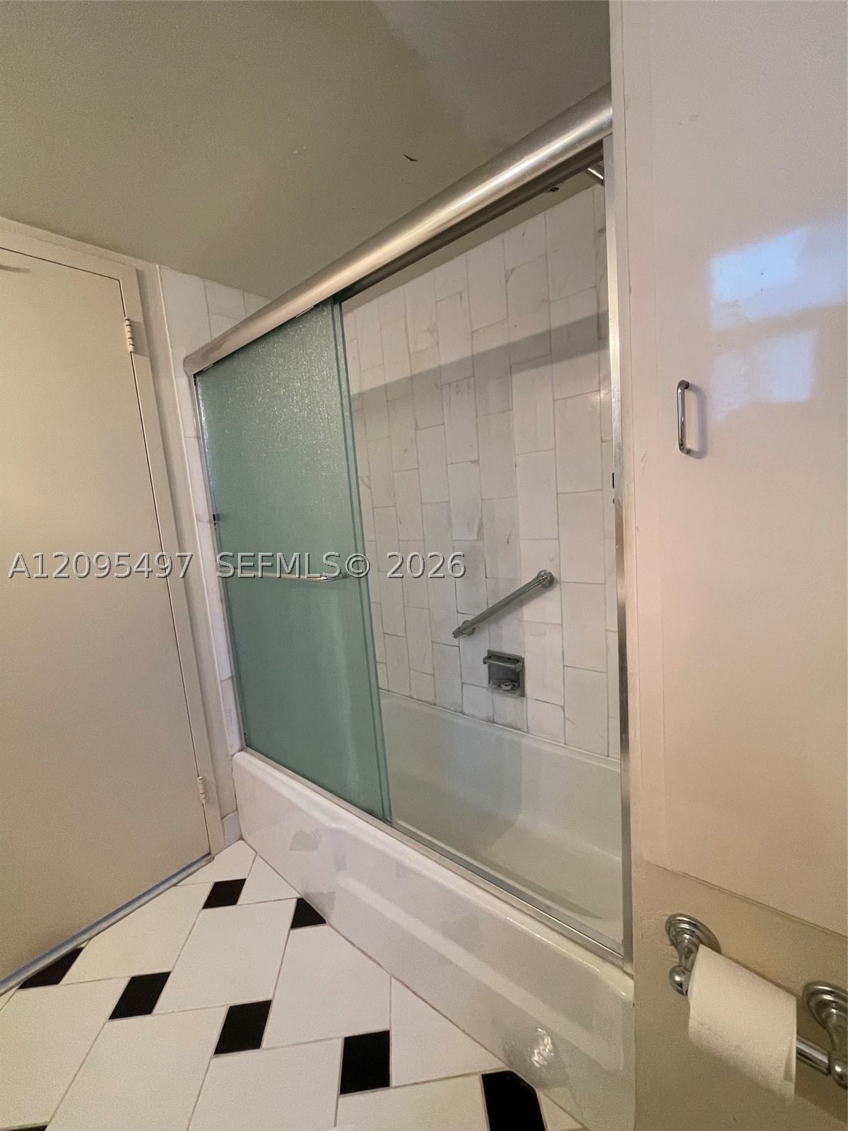 Real estate property located at 3233 32nd Ave #601, Broward, Continental, Fort Lauderdale, FL