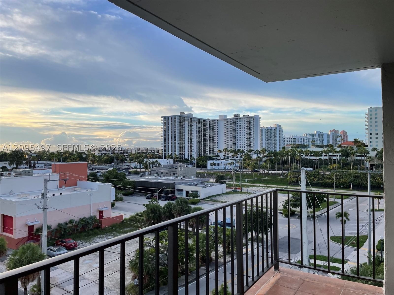 Real estate property located at 3233 32nd Ave #601, Broward, Continental, Fort Lauderdale, FL