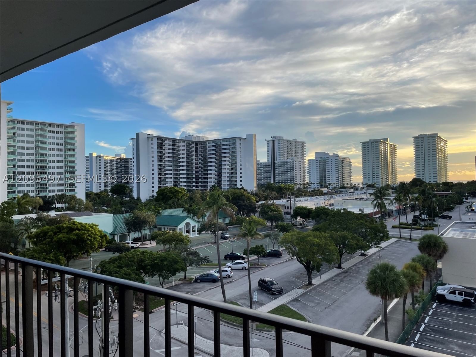 Real estate property located at 3233 32nd Ave #601, Broward, Continental, Fort Lauderdale, FL