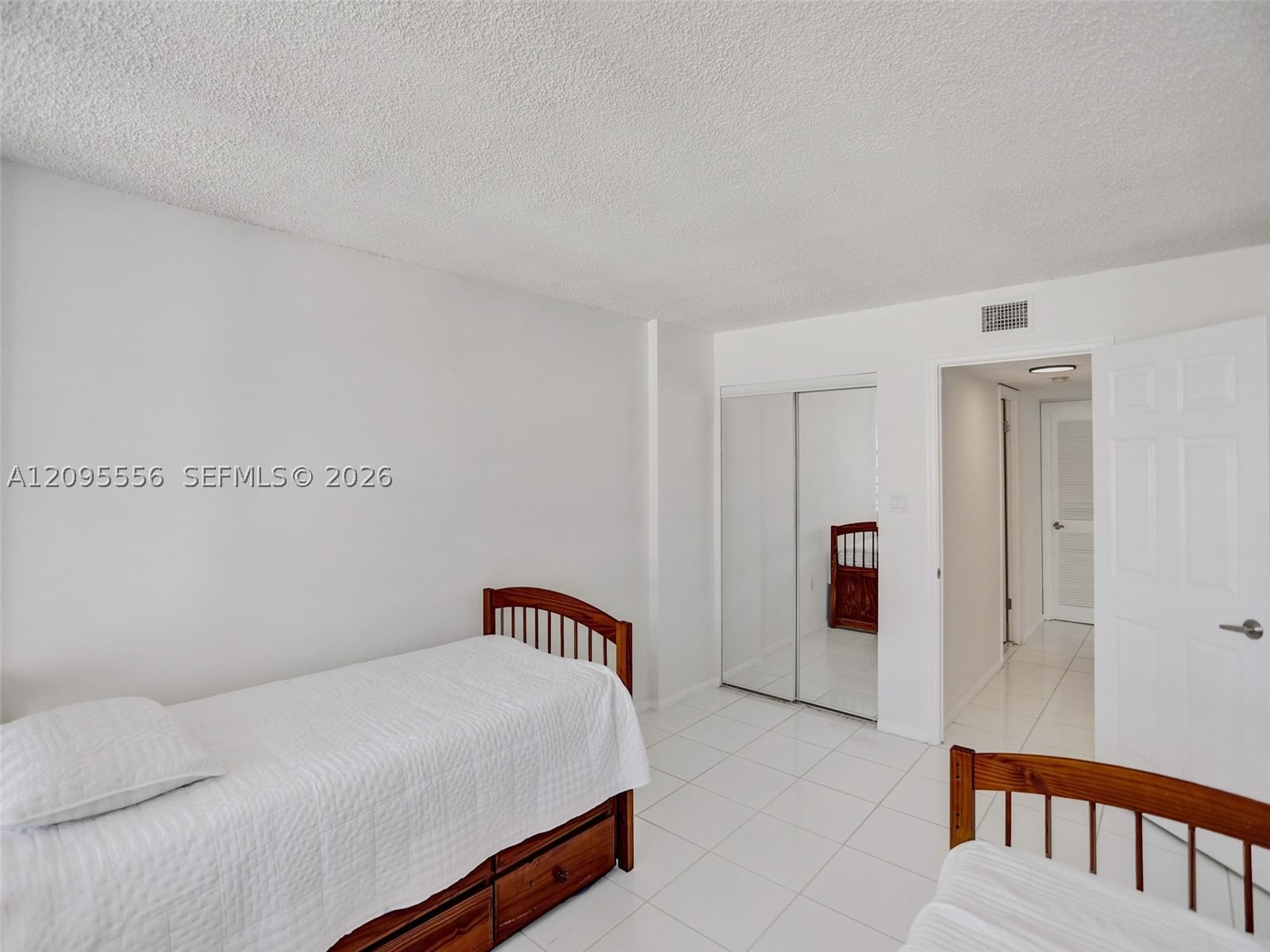 Real estate property located at 18071 BISCAYNE BLVD #1701, Miami-dade, Del Prado Marina, Aventura, FL
