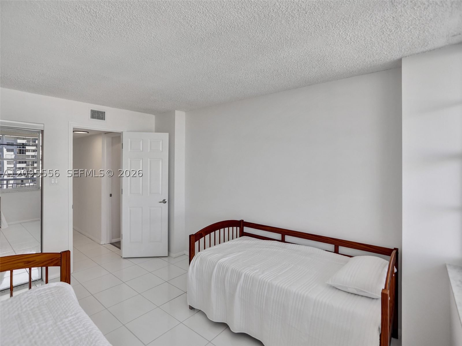 Real estate property located at 18071 BISCAYNE BLVD #1701, Miami-dade, Del Prado Marina, Aventura, FL