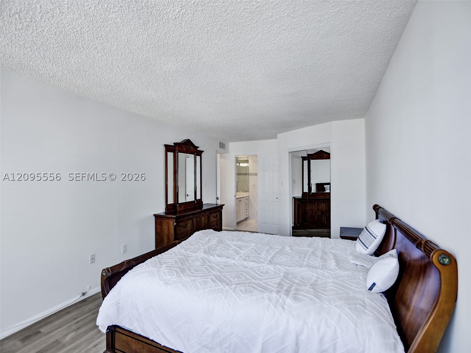 Real estate property located at 18071 BISCAYNE BLVD #1701, Miami-dade, Del Prado Marina, Aventura, FL