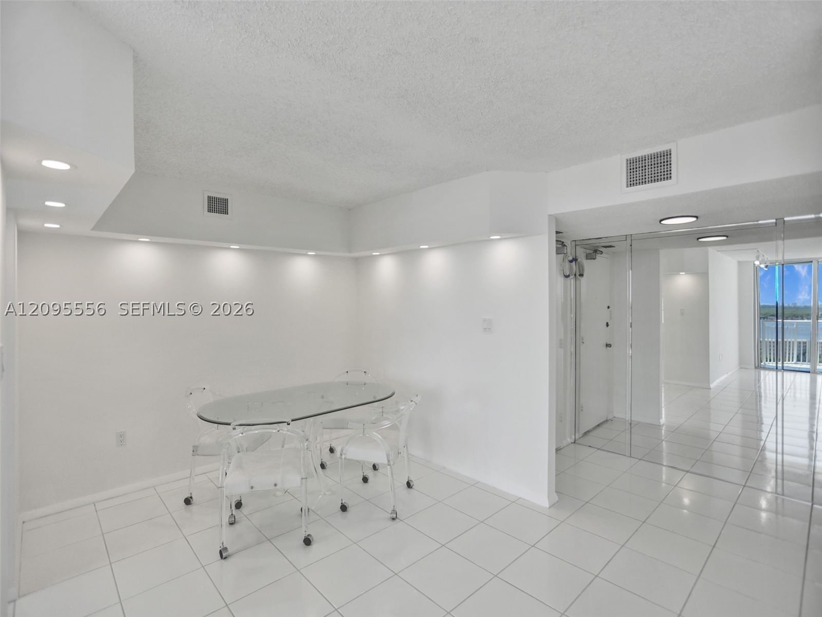 Real estate property located at 18071 BISCAYNE BLVD #1701, Miami-dade, Del Prado Marina, Aventura, FL