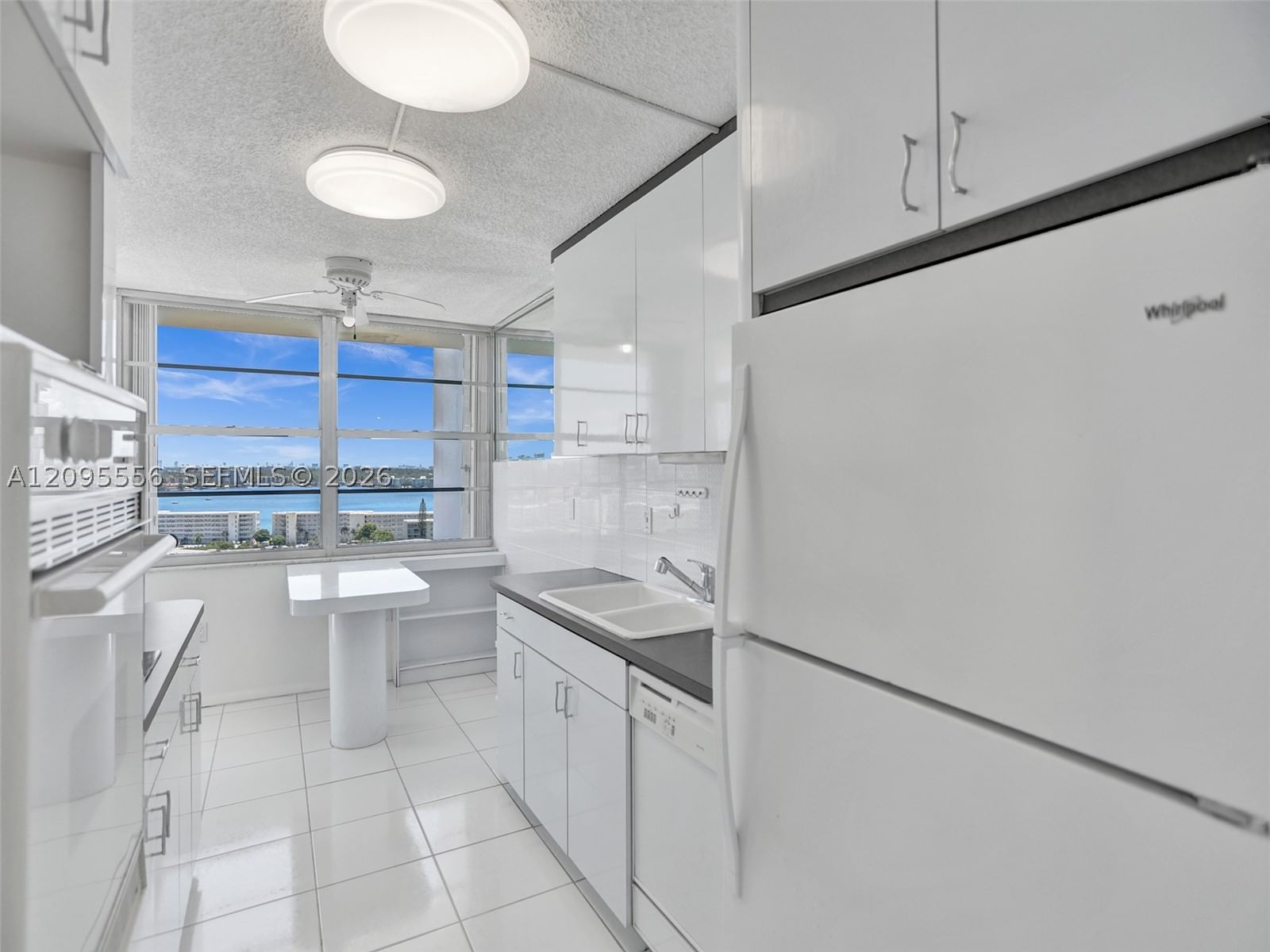 Real estate property located at 18071 BISCAYNE BLVD #1701, Miami-dade, Del Prado Marina, Aventura, FL