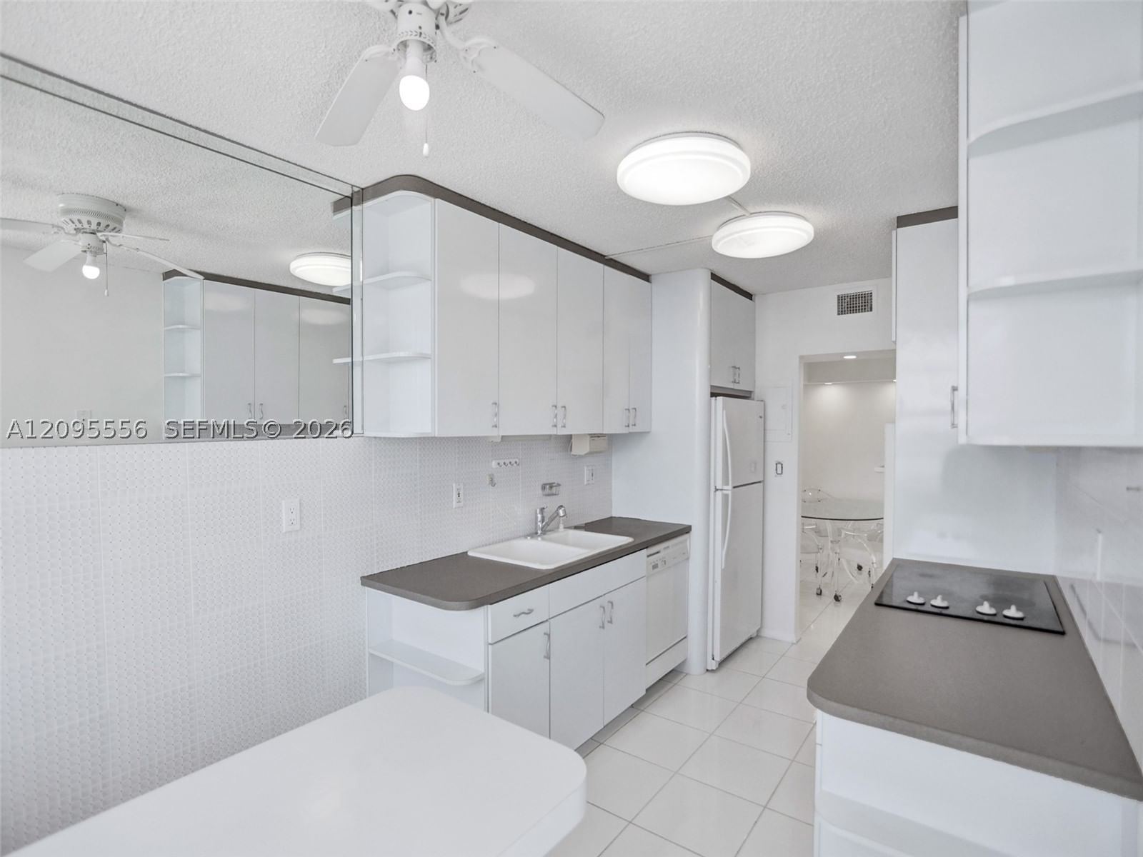 Real estate property located at 18071 BISCAYNE BLVD #1701, Miami-dade, Del Prado Marina, Aventura, FL