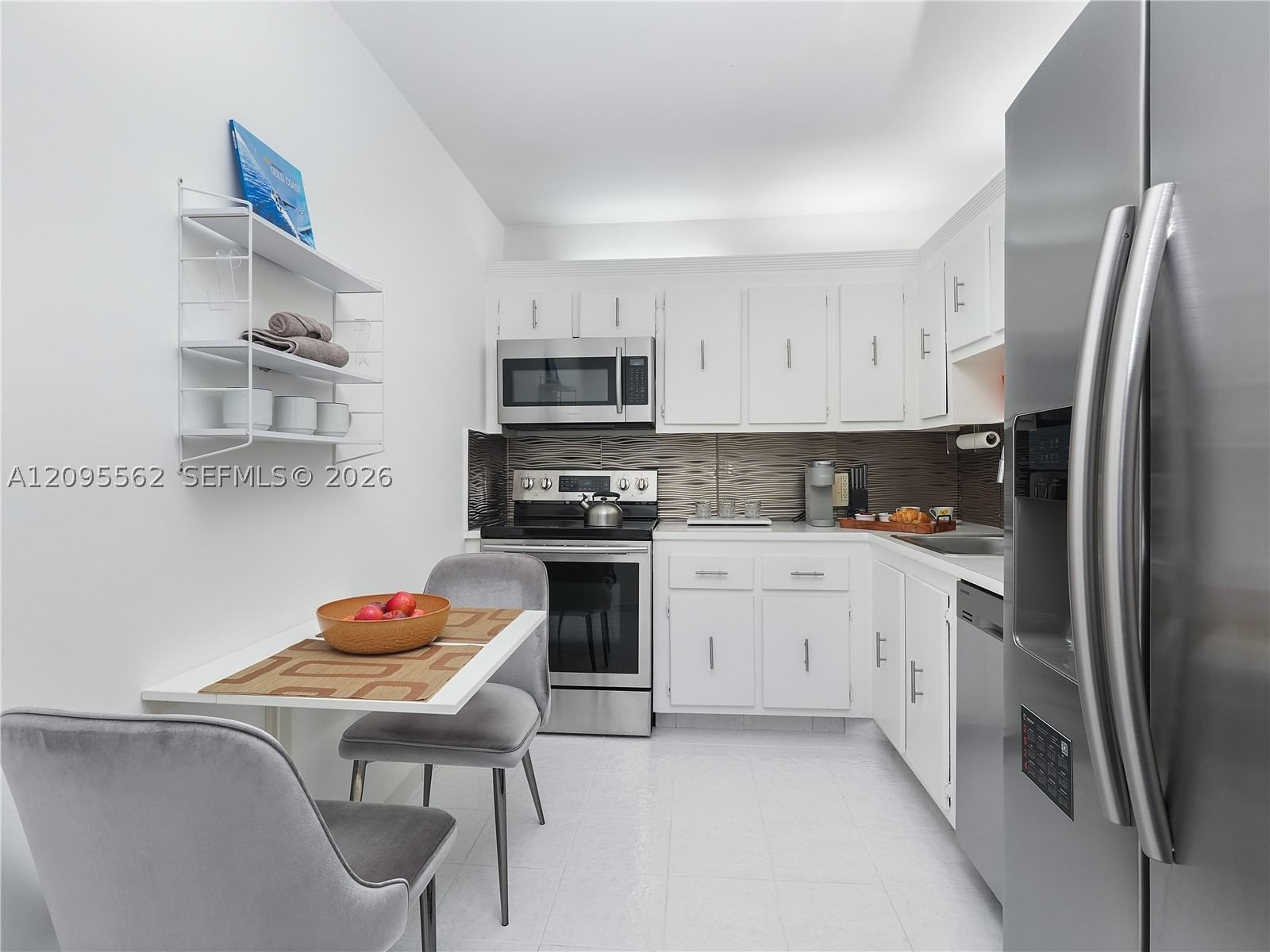 Real estate property located at 20379 Country Club Dr #536, Miami-dade, Coronado Condo - Tower Ii, Aventura, FL