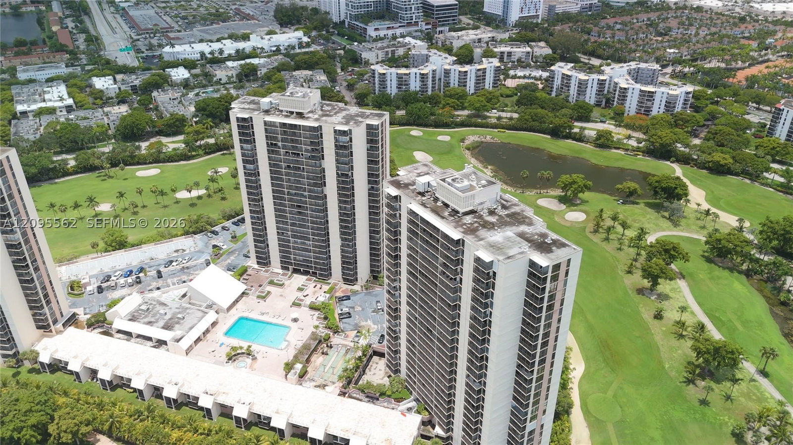 Real estate property located at 20379 Country Club Dr #536, Miami-dade, Coronado Condo - Tower Ii, Aventura, FL