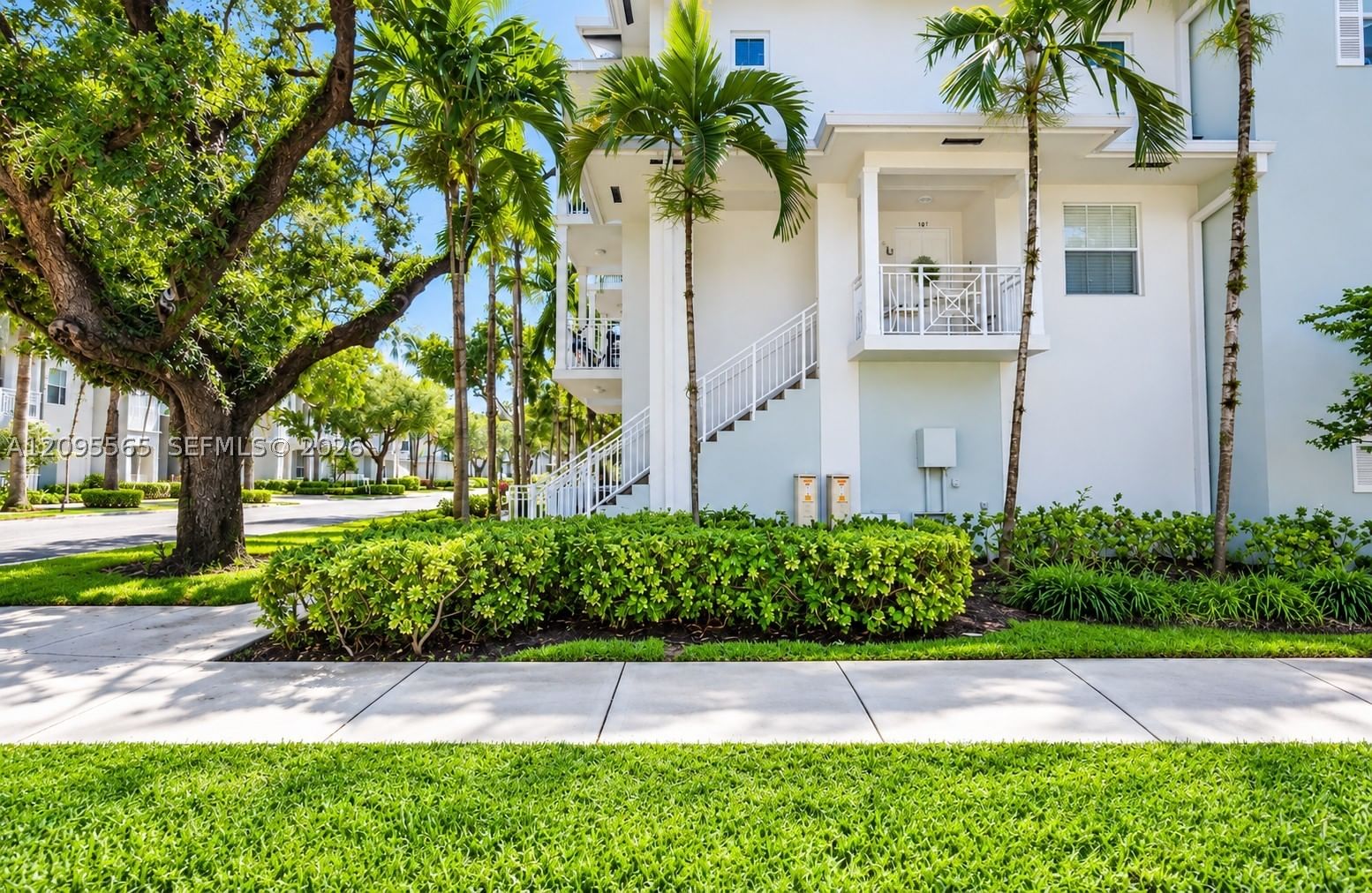 Real estate property located at 341 13th Ter #341, Broward, Village At Sailboat Bend, Fort Lauderdale, FL