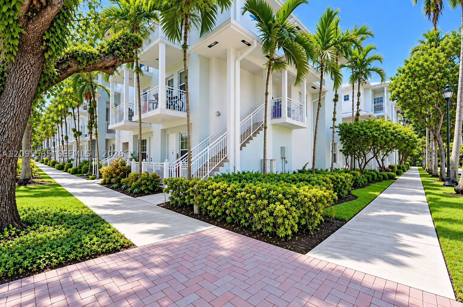 Real estate property located at 341 13th Ter #341, Broward, Village At Sailboat Bend, Fort Lauderdale, FL