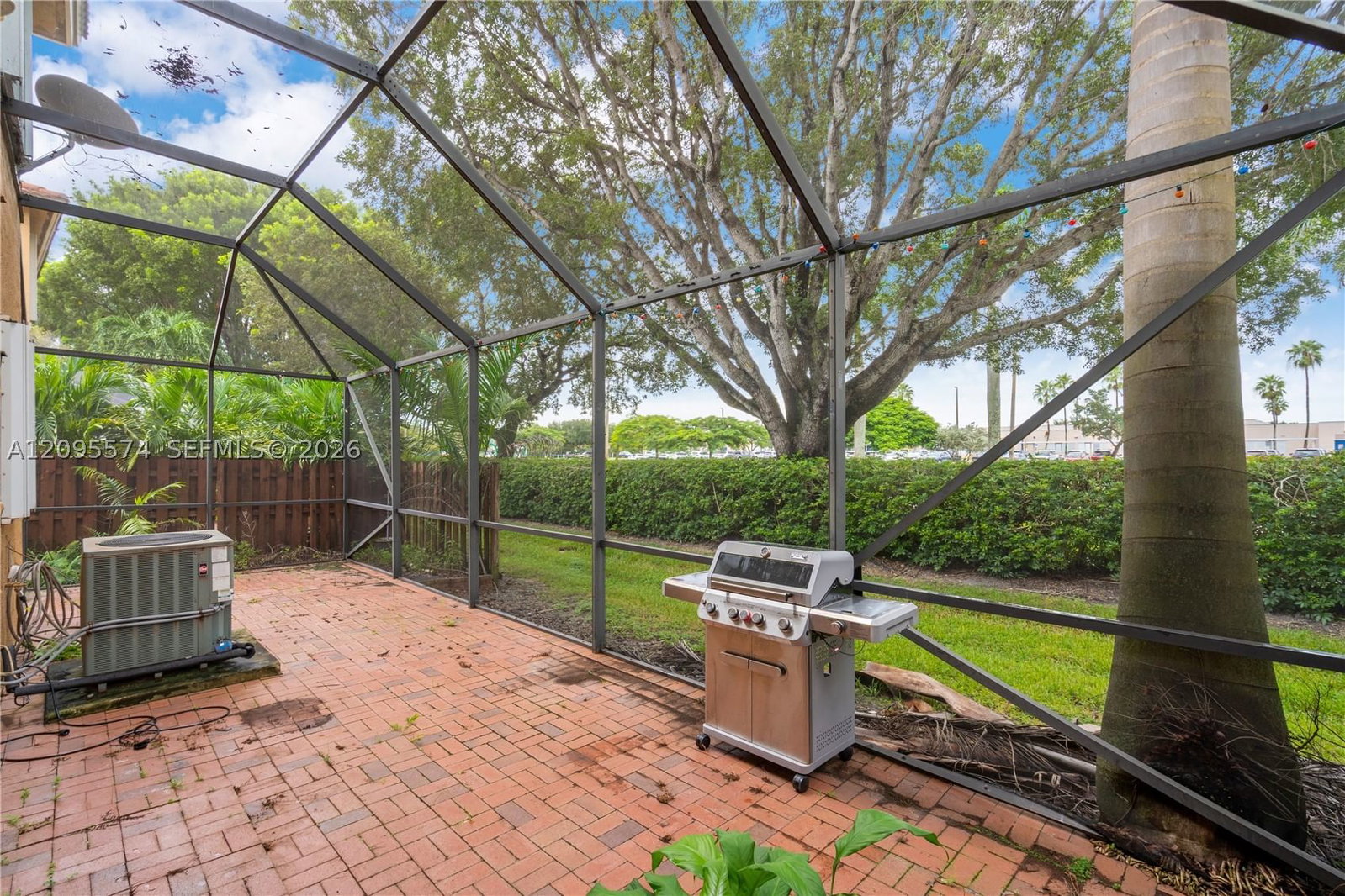 Real estate property located at 916 135th Ter, Broward, Pembroke Falls Phase 3, Pembroke Pines, FL