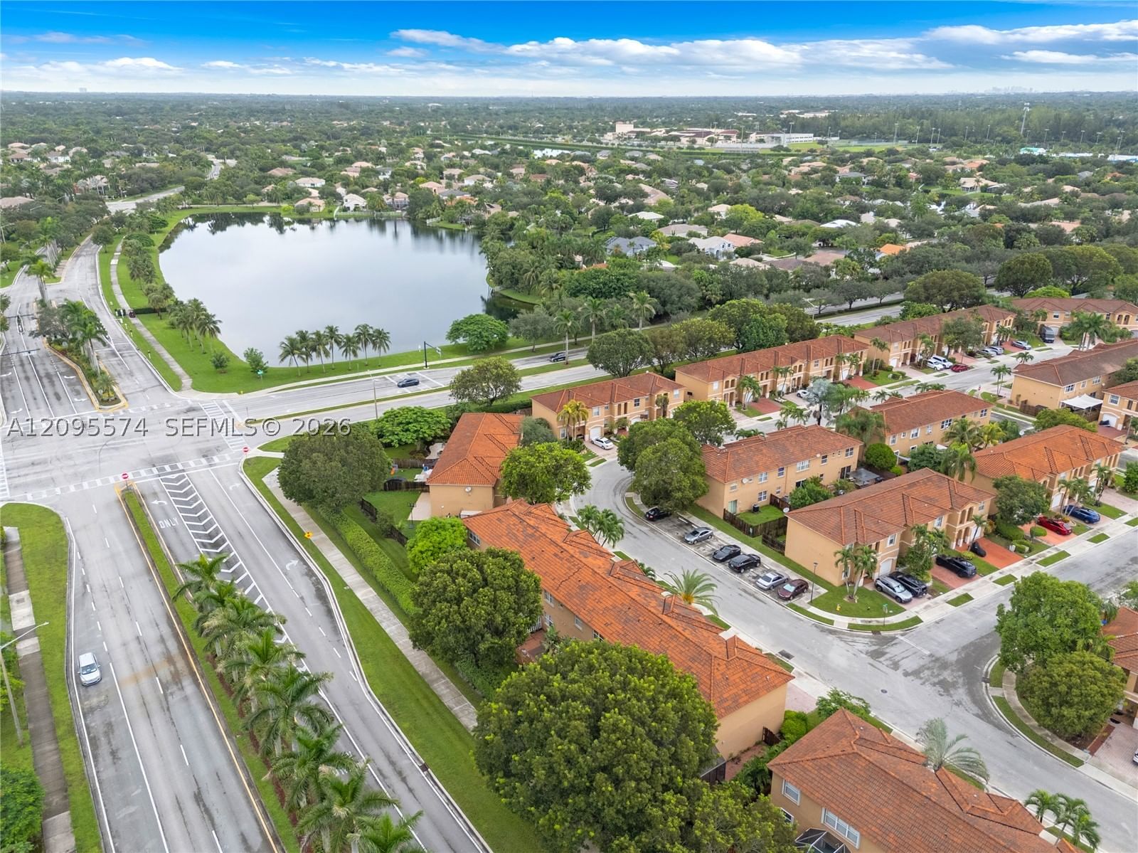 Real estate property located at 916 135th Ter, Broward, Pembroke Falls Phase 3, Pembroke Pines, FL