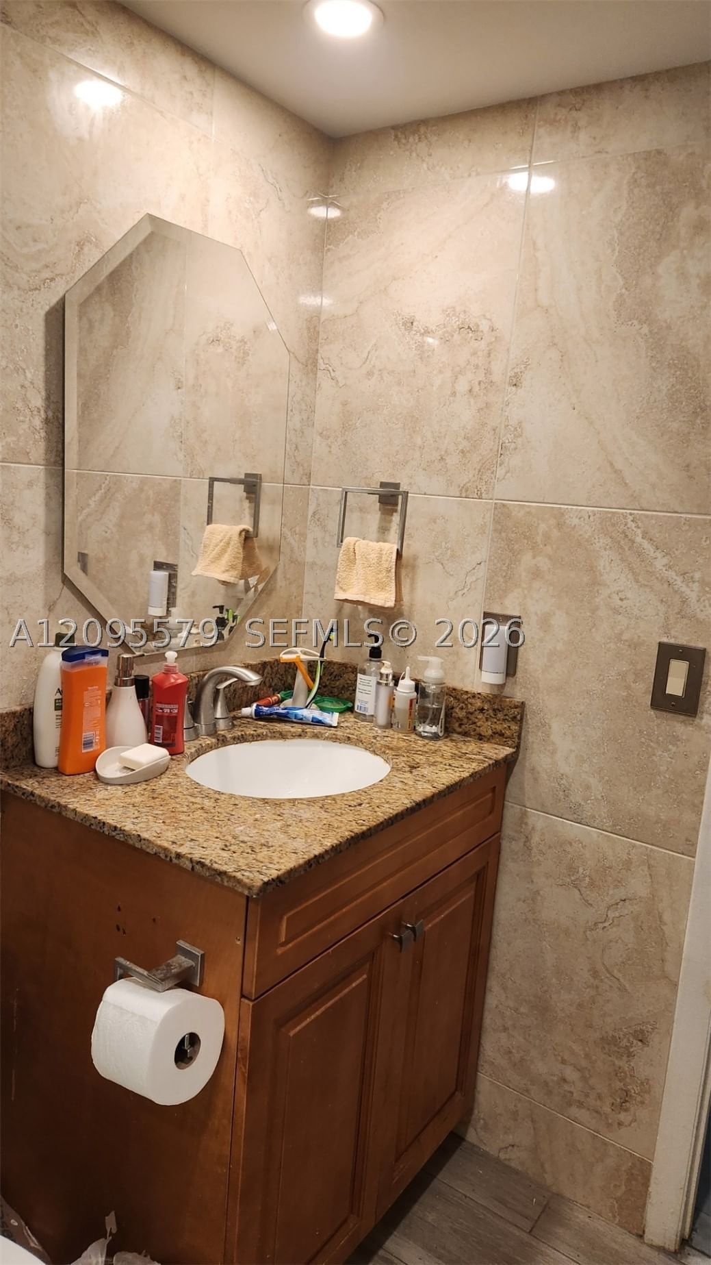 Real estate property located at 8801 Wiles Rd #208, Broward, Edgewater Condo, Coral Springs, FL