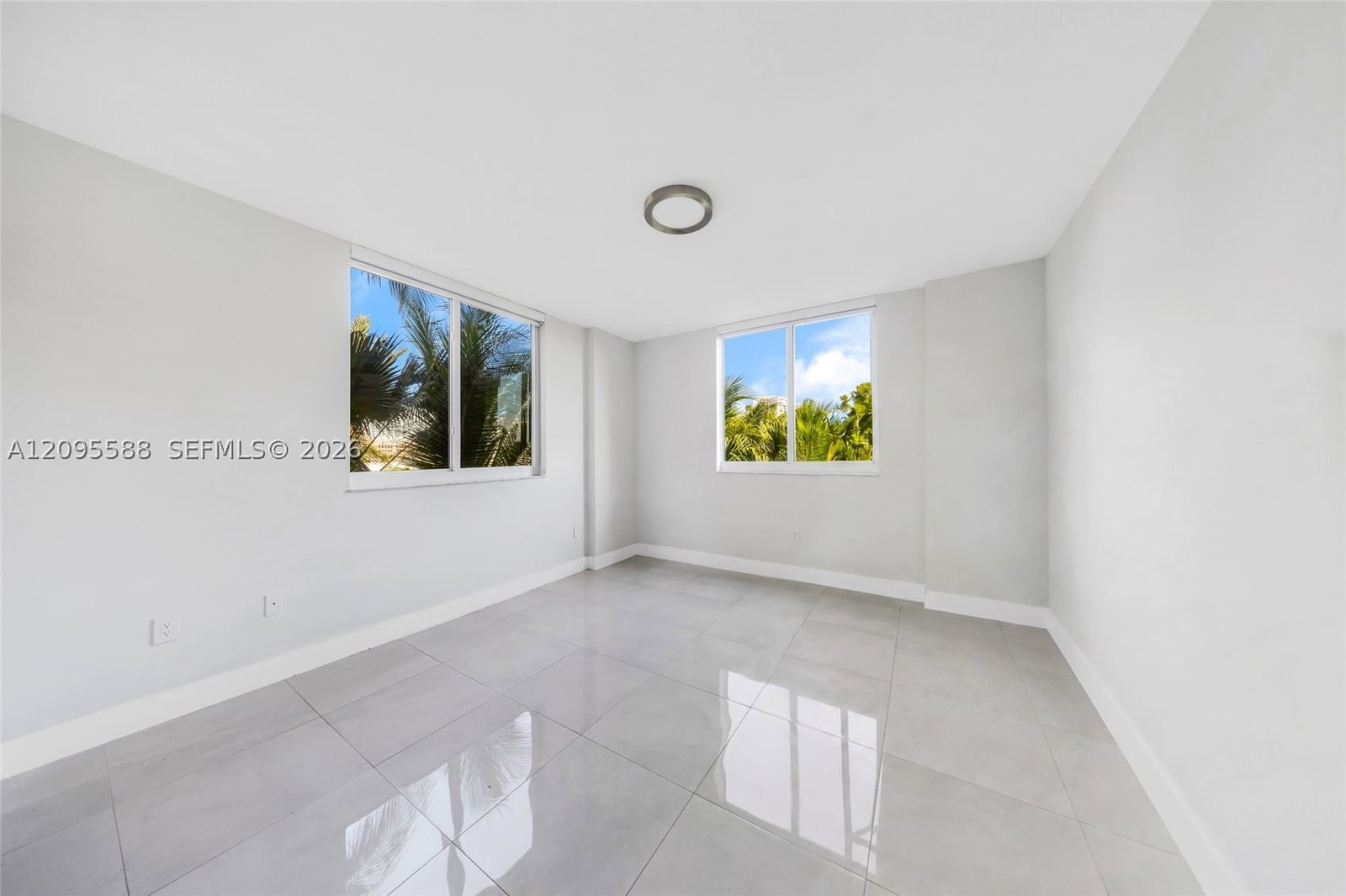 Real estate property located at 2775 187th St #318, Miami-dade, Venture At Aventura West, Aventura, FL