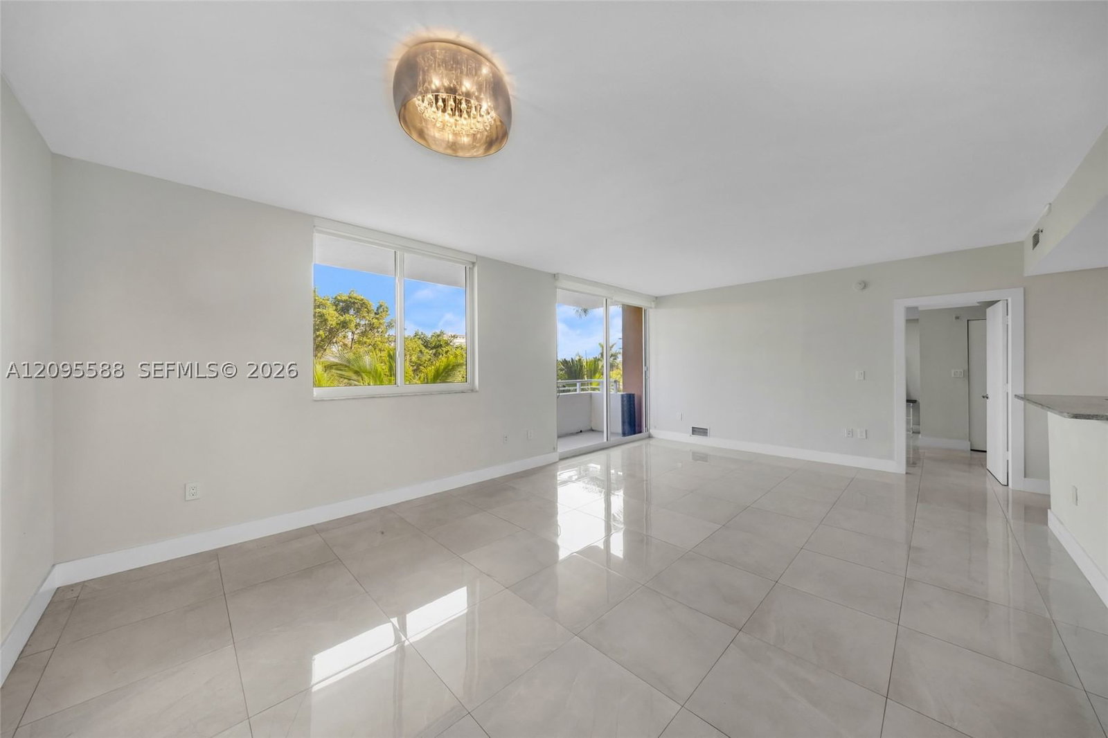 Real estate property located at 2775 187th St #318, Miami-dade, Venture At Aventura West, Aventura, FL