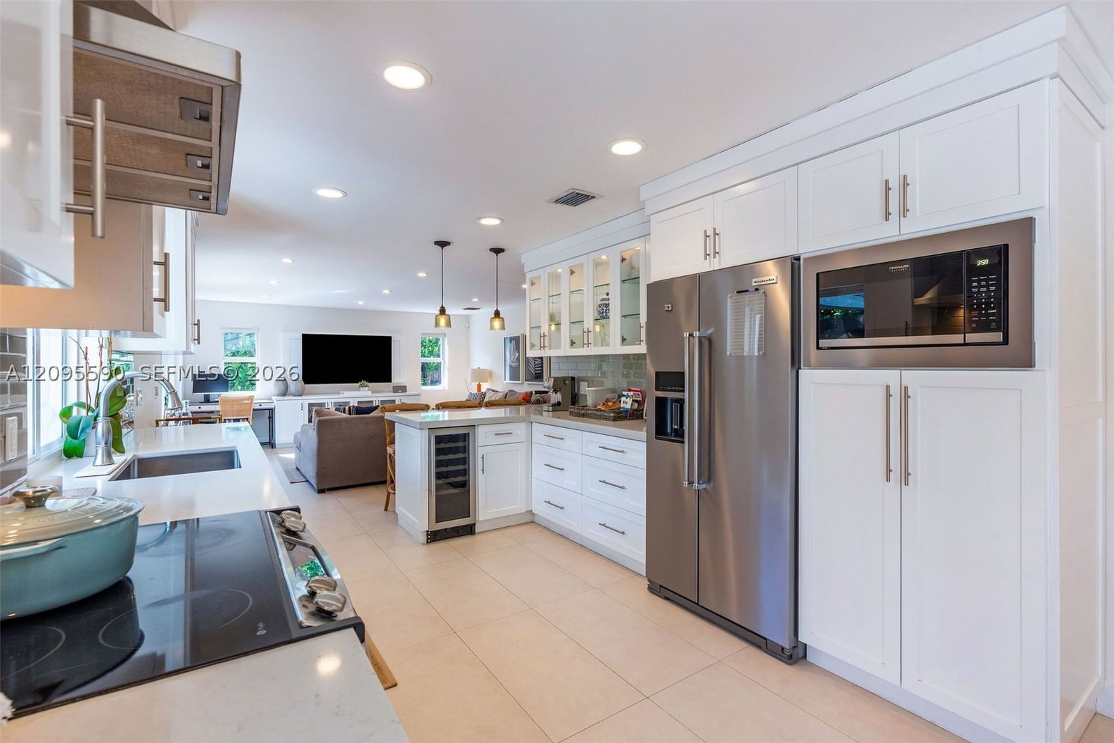 Real estate property located at 8610 47th St, Miami-dade, Jewel Ests, Miami, FL