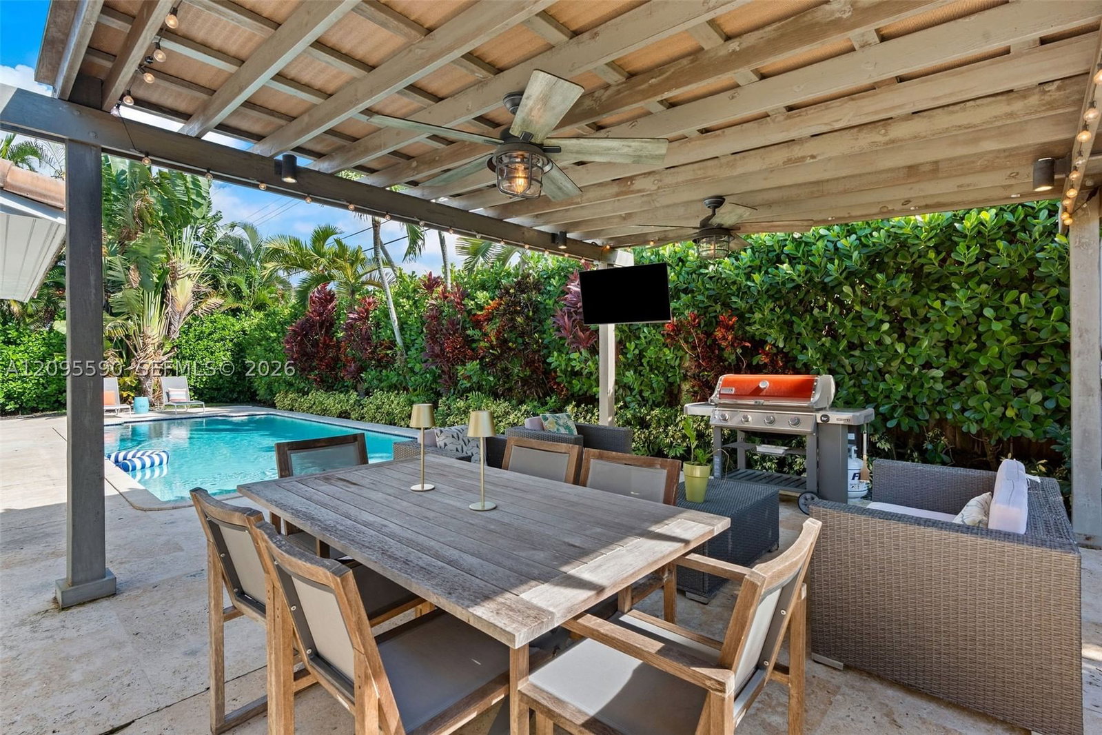 Real estate property located at 8610 47th St, Miami-dade, Jewel Ests, Miami, FL