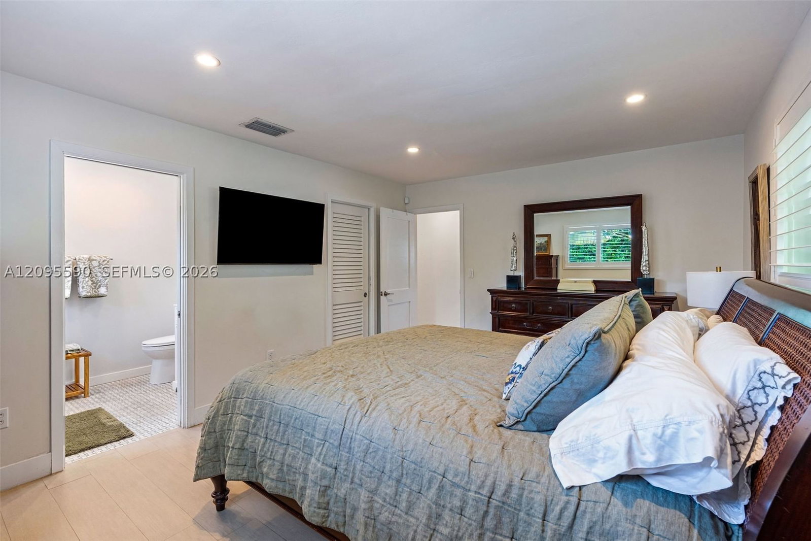 Real estate property located at 8610 47th St, Miami-dade, Jewel Ests, Miami, FL