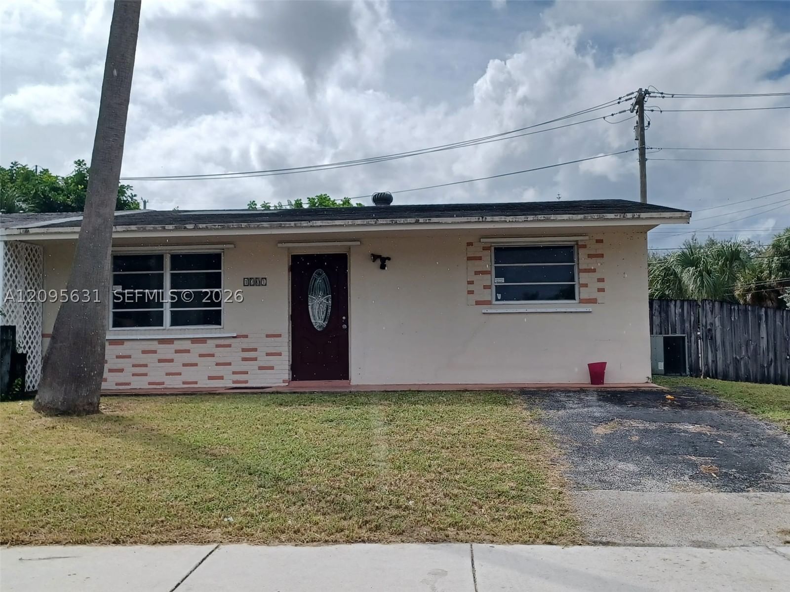 Real estate property located at 1701 70th Ave, Broward, Springbank Park Sec 2, North Lauderdale, FL