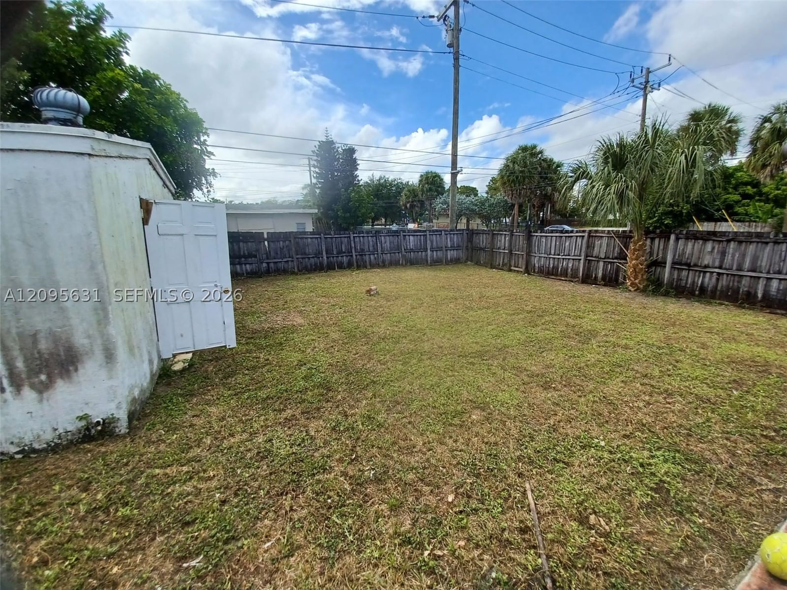 Real estate property located at 1701 70th Ave, Broward, Springbank Park Sec 2, North Lauderdale, FL